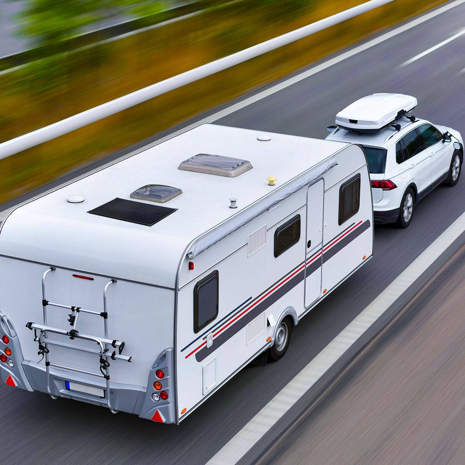 35 Watt Mountable Solar 12V Battery Charger with Solar Controller - Battery Tender®