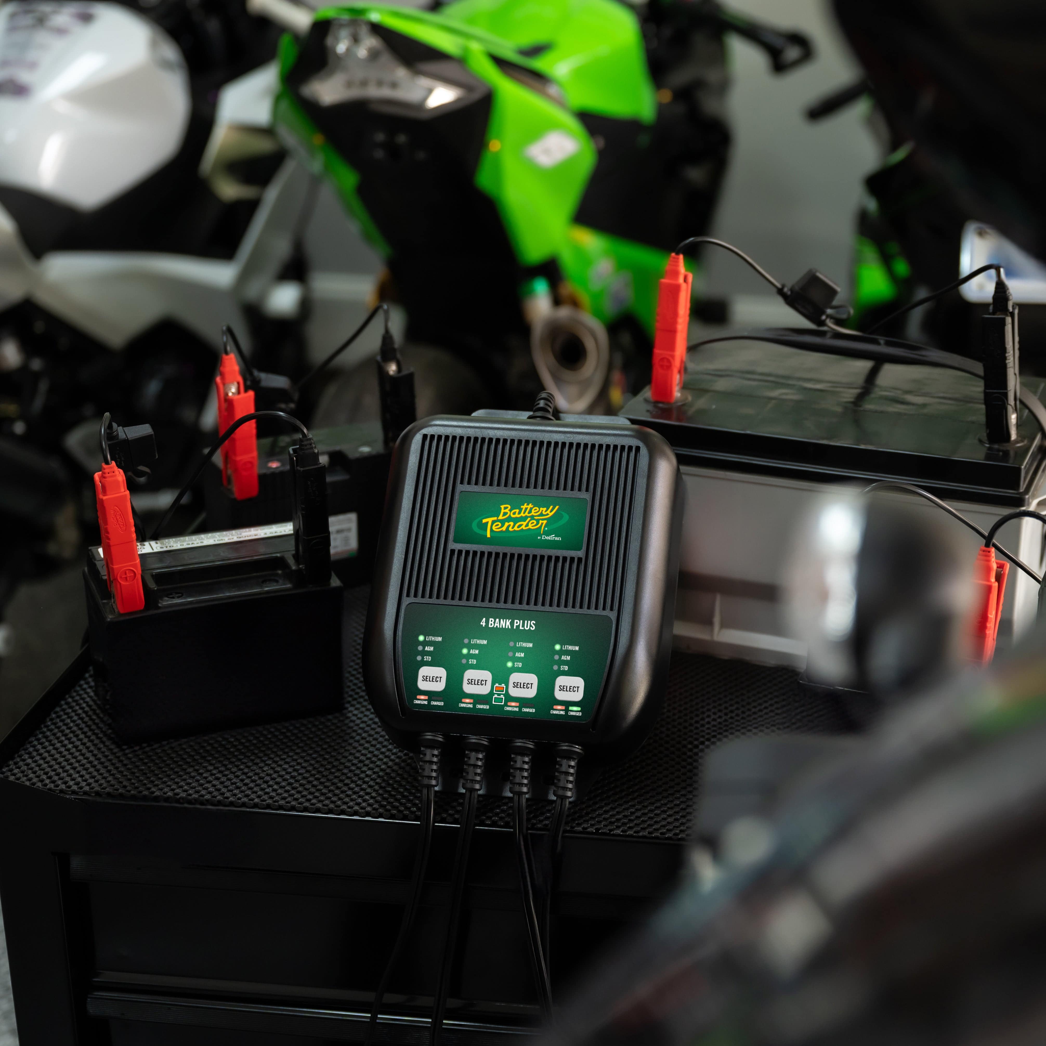 4 Bank, 1.25 AMP 12V Battery Charger - Battery Tender®