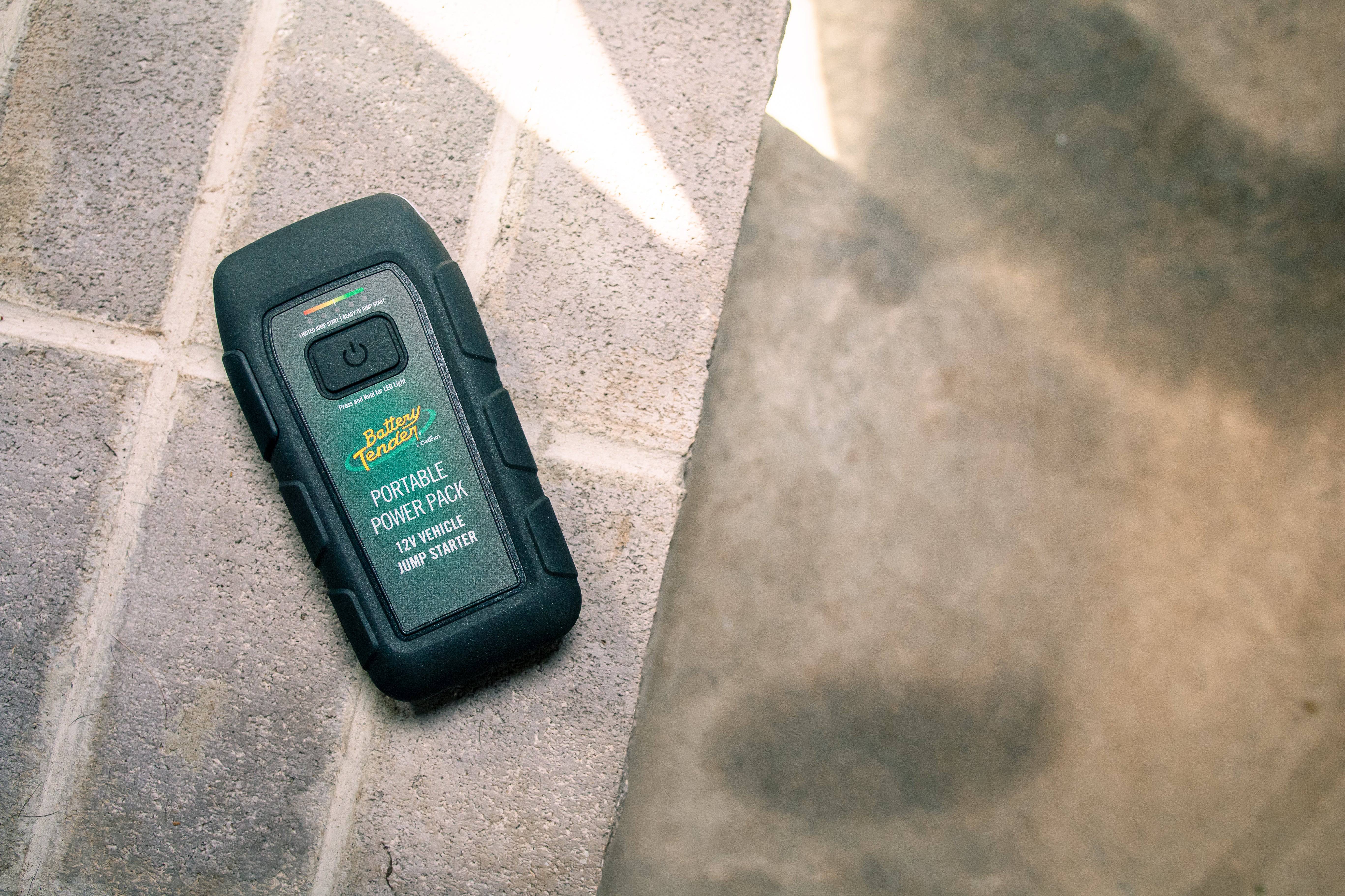 600 AMP Jump Starter - 6400 mAh Power Bank - Battery Tender®