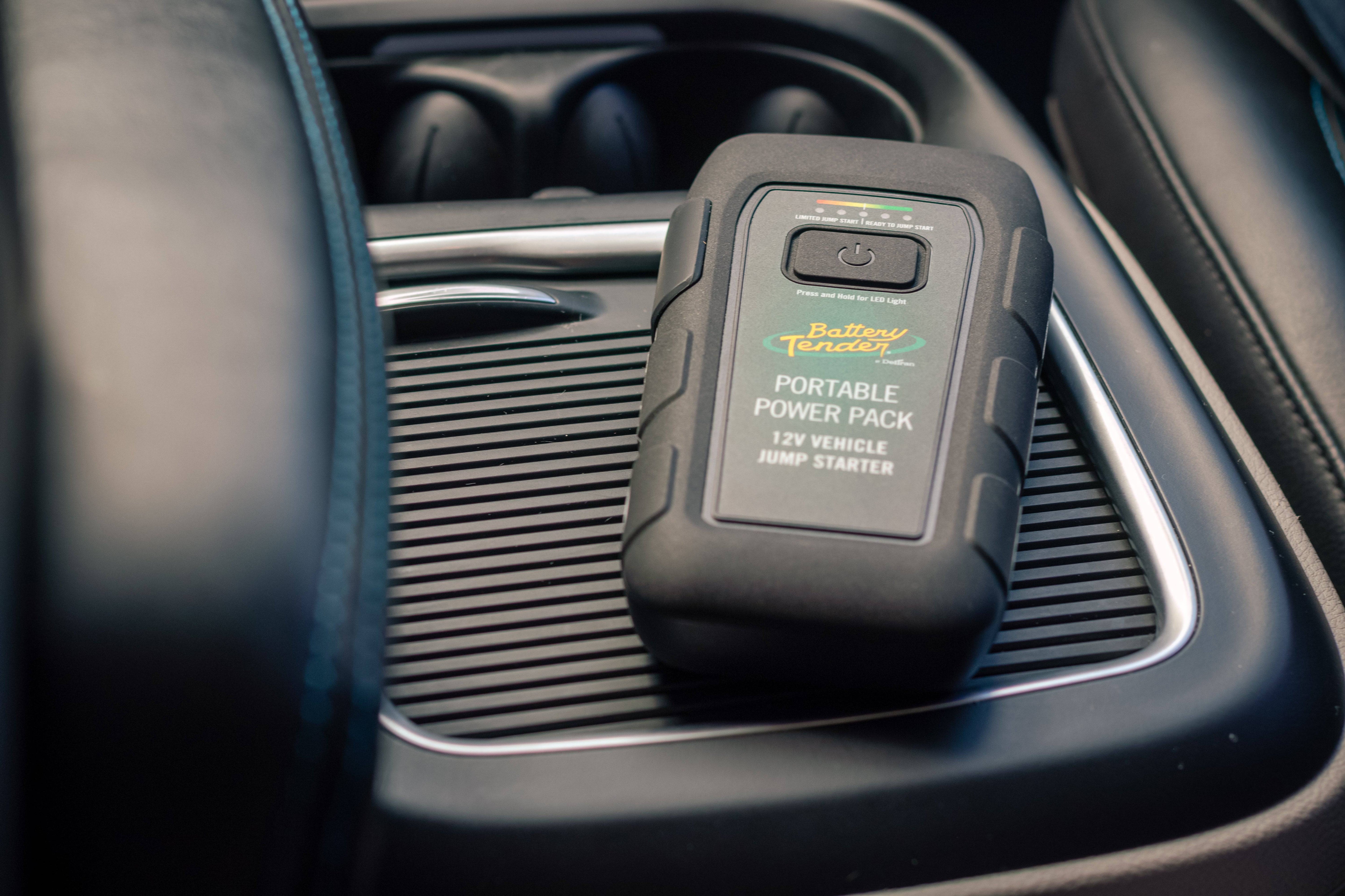 600 AMP Jump Starter - 6400 mAh Power Bank - Battery Tender®