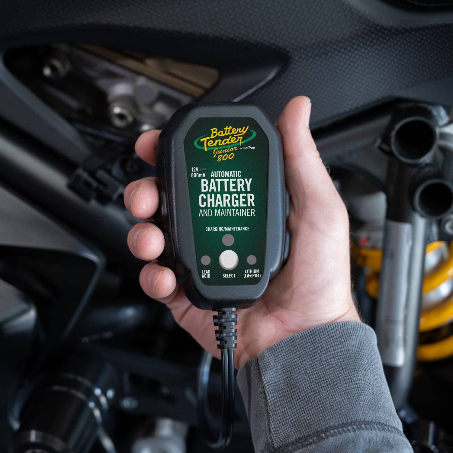 Battery Tender Junior 800mA 12V Selectable Chemistry Battery Charger and Maintainer - Battery Tender®