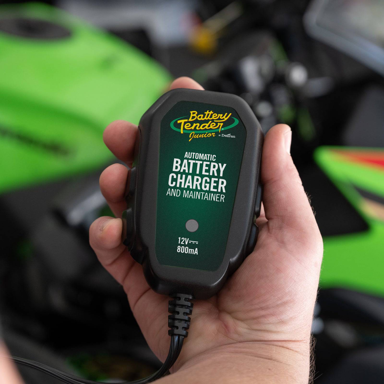 Junior 12V, 800mA Battery Charger - Available at Walmart - Battery Tender®
